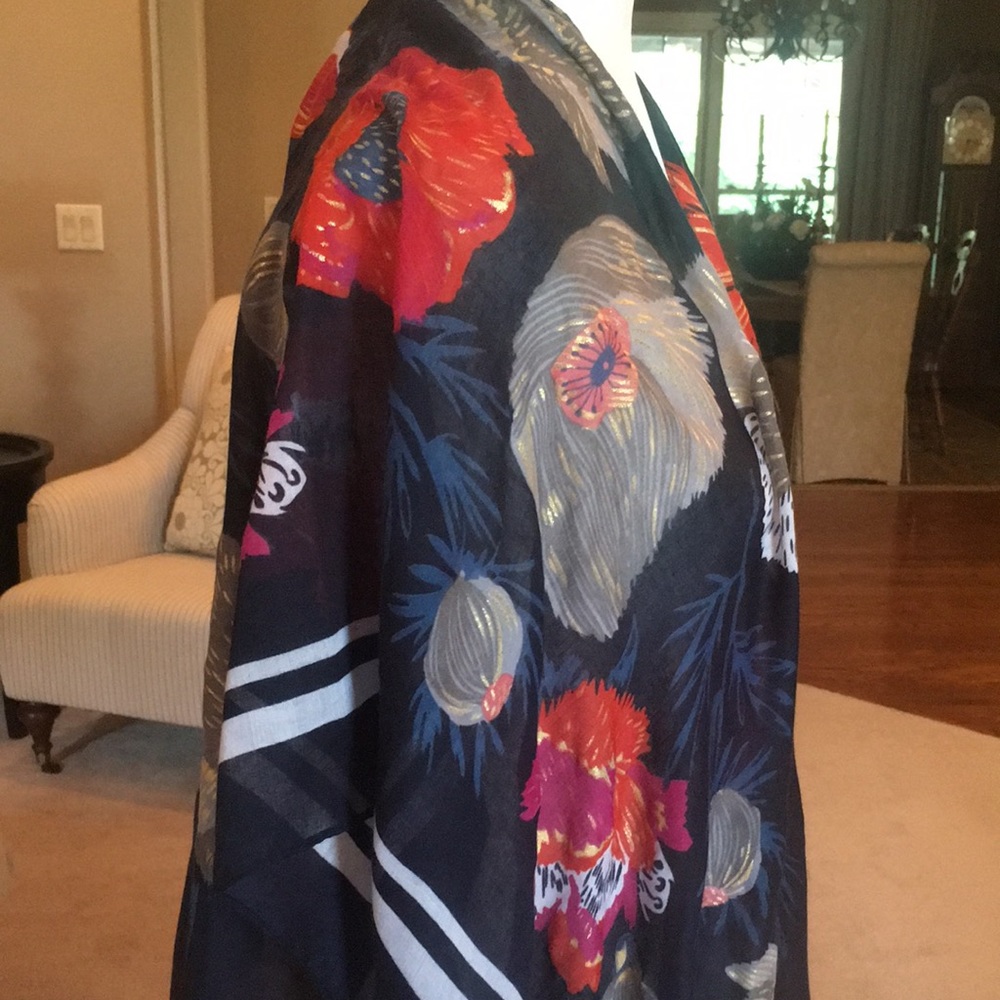 Woven Heart Floral Kimono - Picture 7 of 13